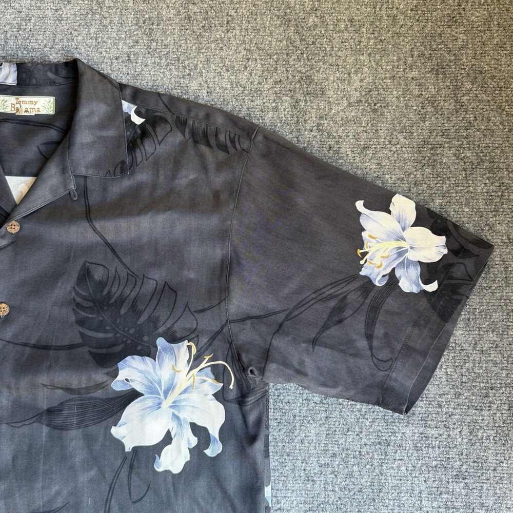 Tommy Bahama Men’s Size M 100% Silk Camp Shirts Lot of 3 Hawaiian Floral Plaid - Picture 16 of 16